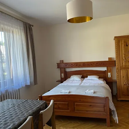 Pokoje Gościnne Król-2